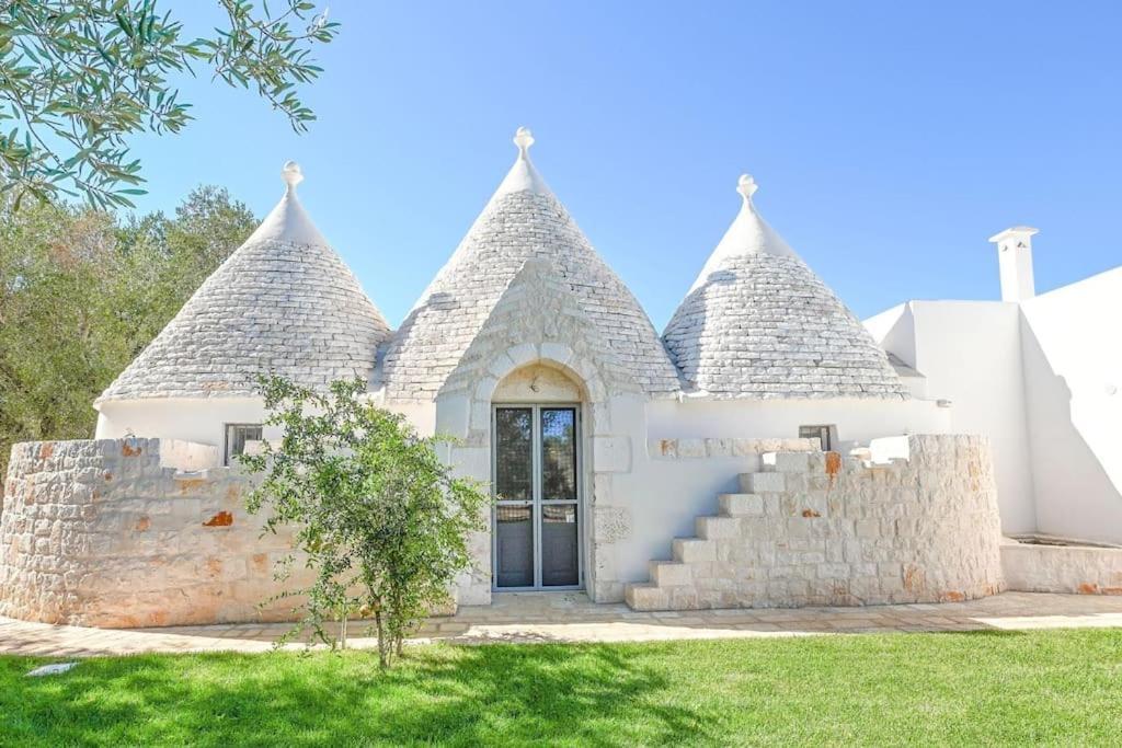 Вилла New Trulli Eden 101 With Private Pool And Jacuzzi Сан-Микеле-Салентин Экстерьер фото